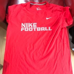 Red Nike short sleeve tee